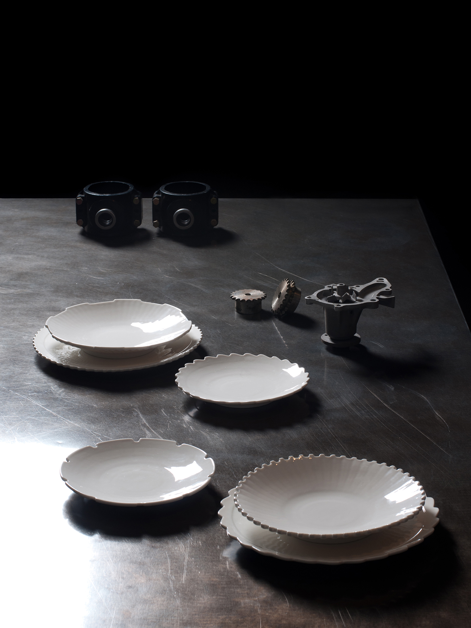 Diesel - 10991 MACHINE COLLEC, Unisex's Porcelain dinner plate in White - 3