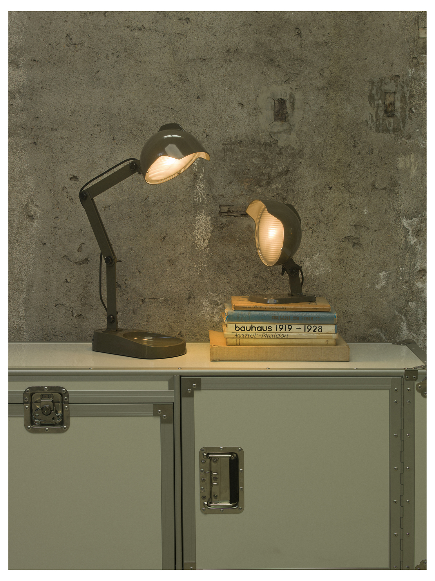 Diesel - DUII TAVOLO, Unisex's Lighting with adjustable arm in Green/Grey - 4