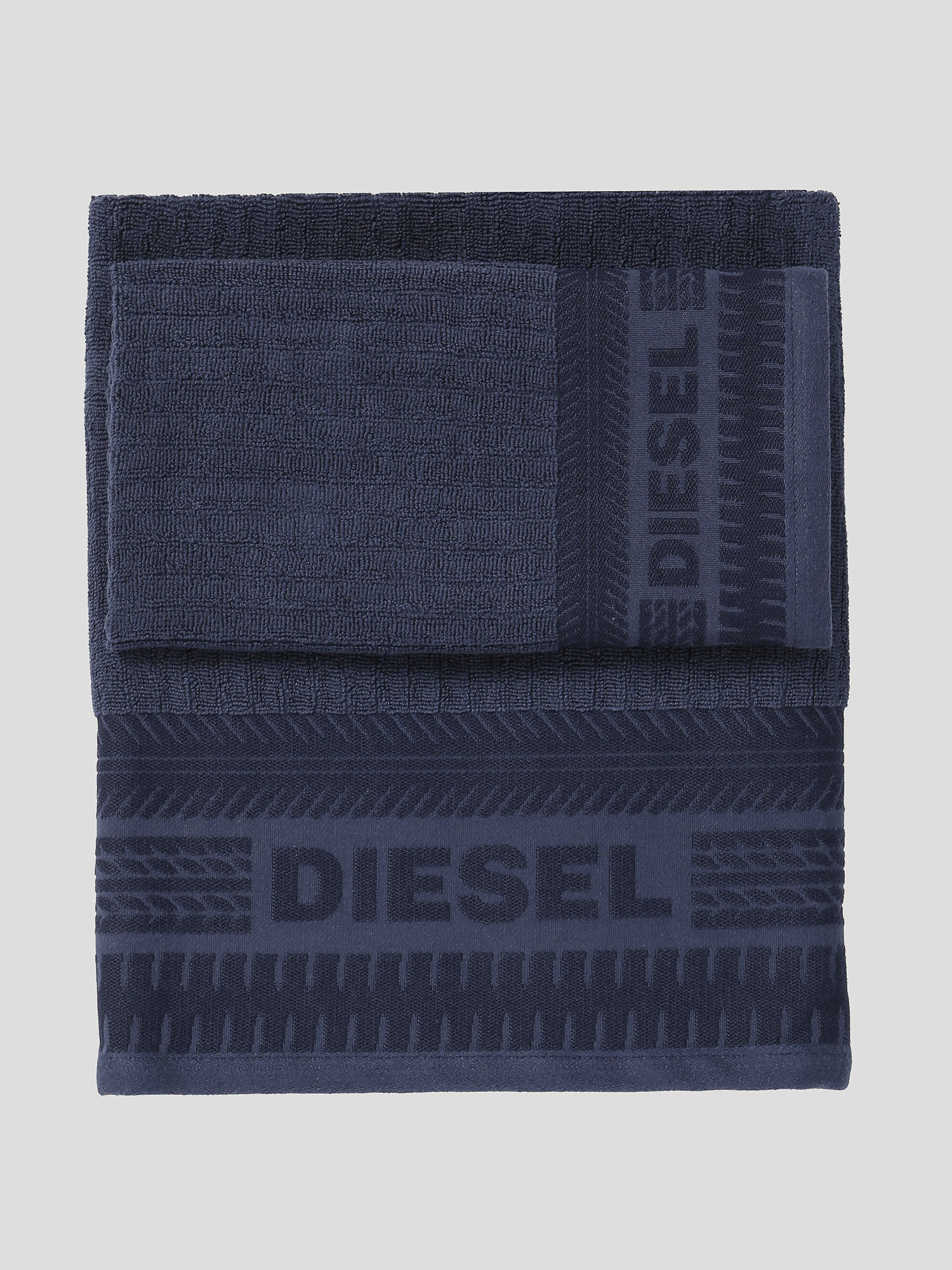 Diesel - 72327 SOLID, Unisex's Blue towel, set of 2
40x55cm - 60x105cm in Blue - 1