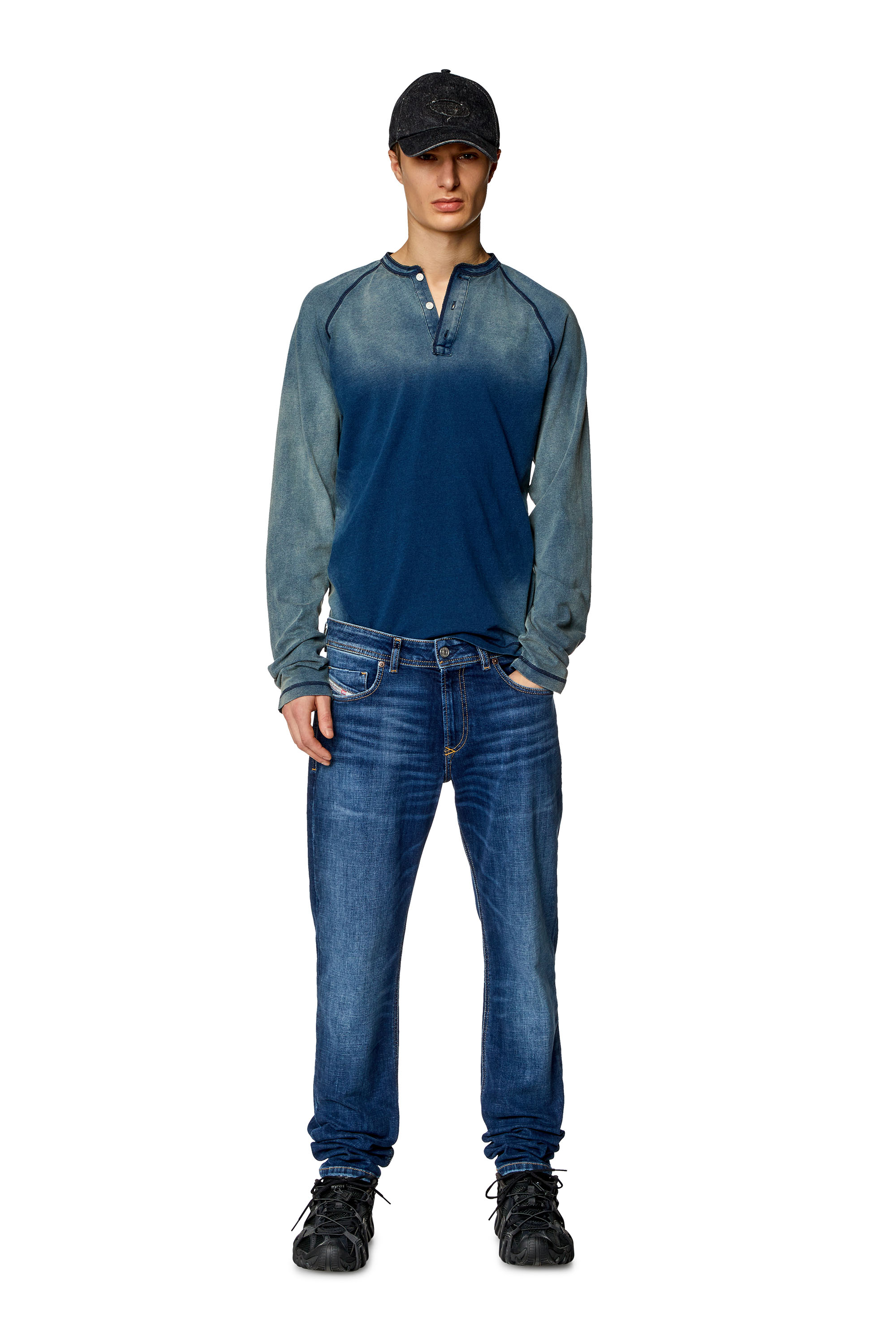 Diesel - Man's Regular Jeans 2023 D-Finitive 0CNAA, Dark Blue - 2
