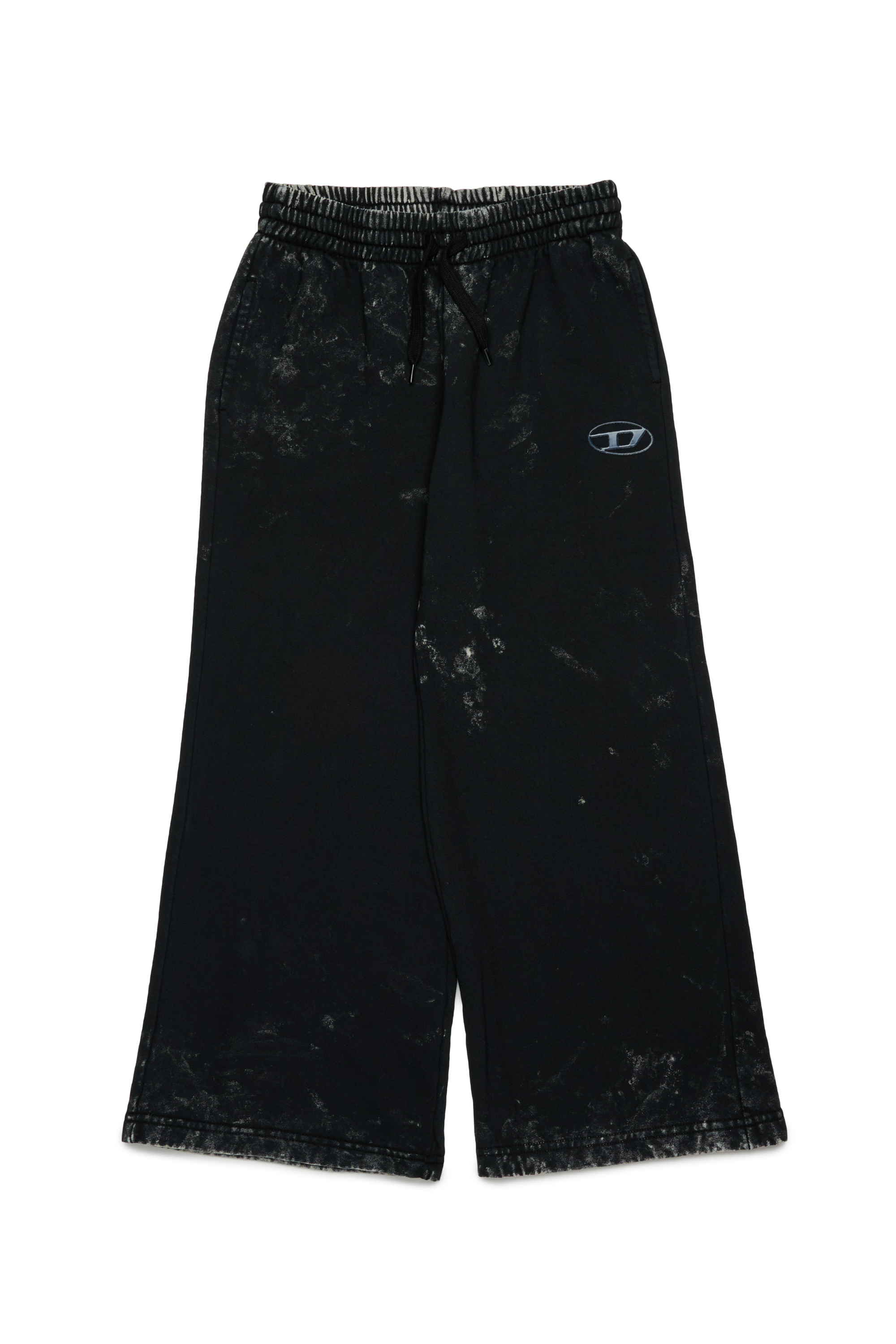 PAKTA, Black