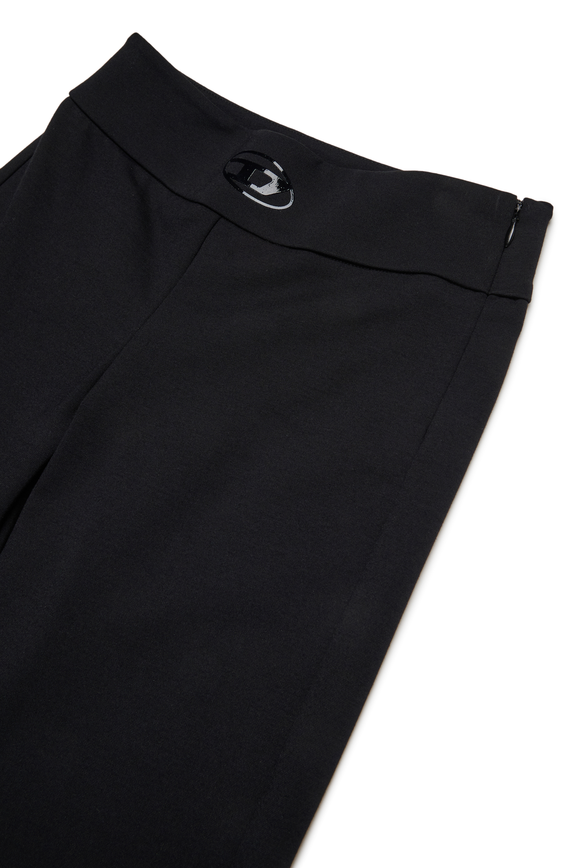 POLLIR, Black