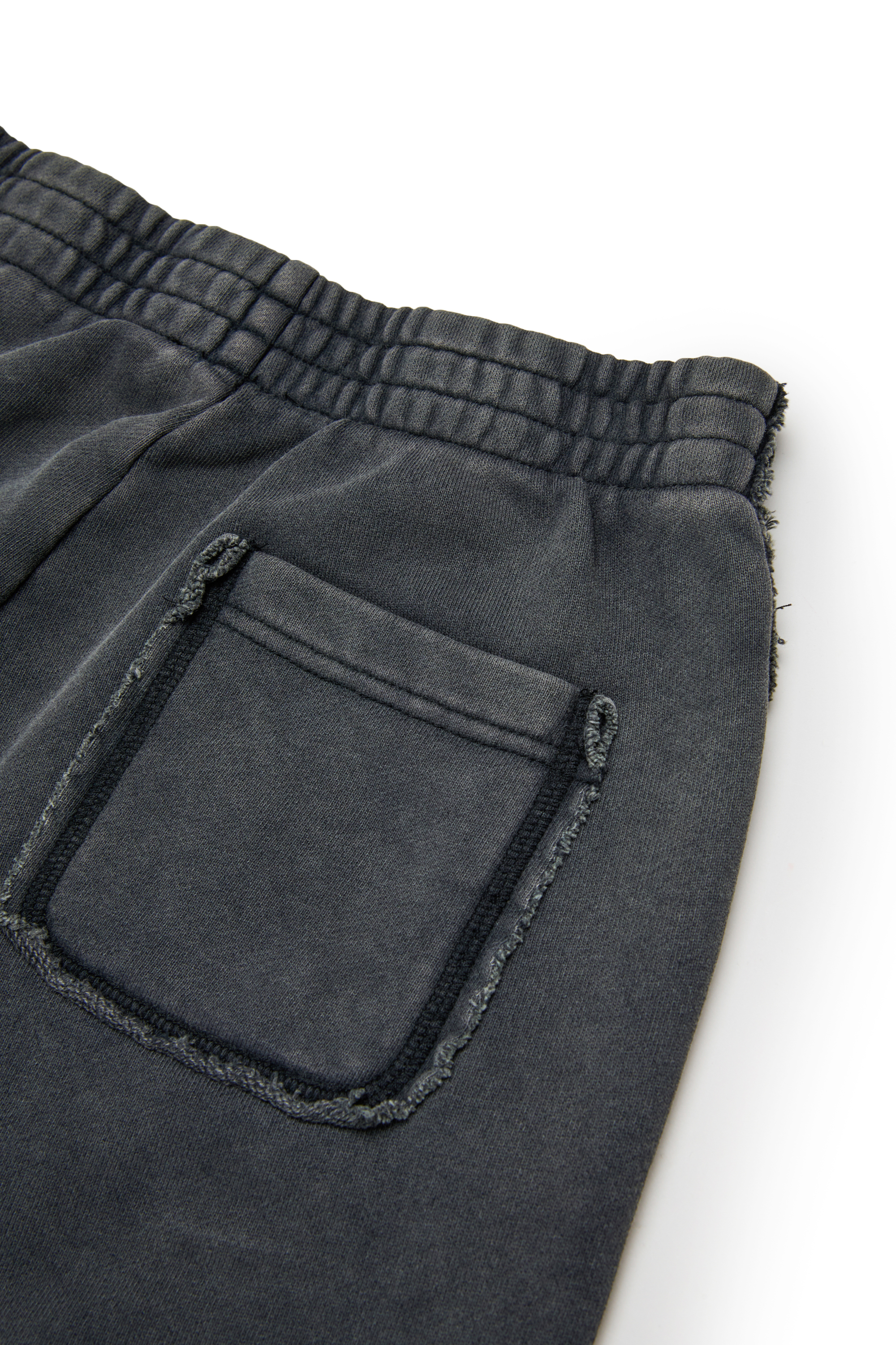 PMARKYRAW, Black