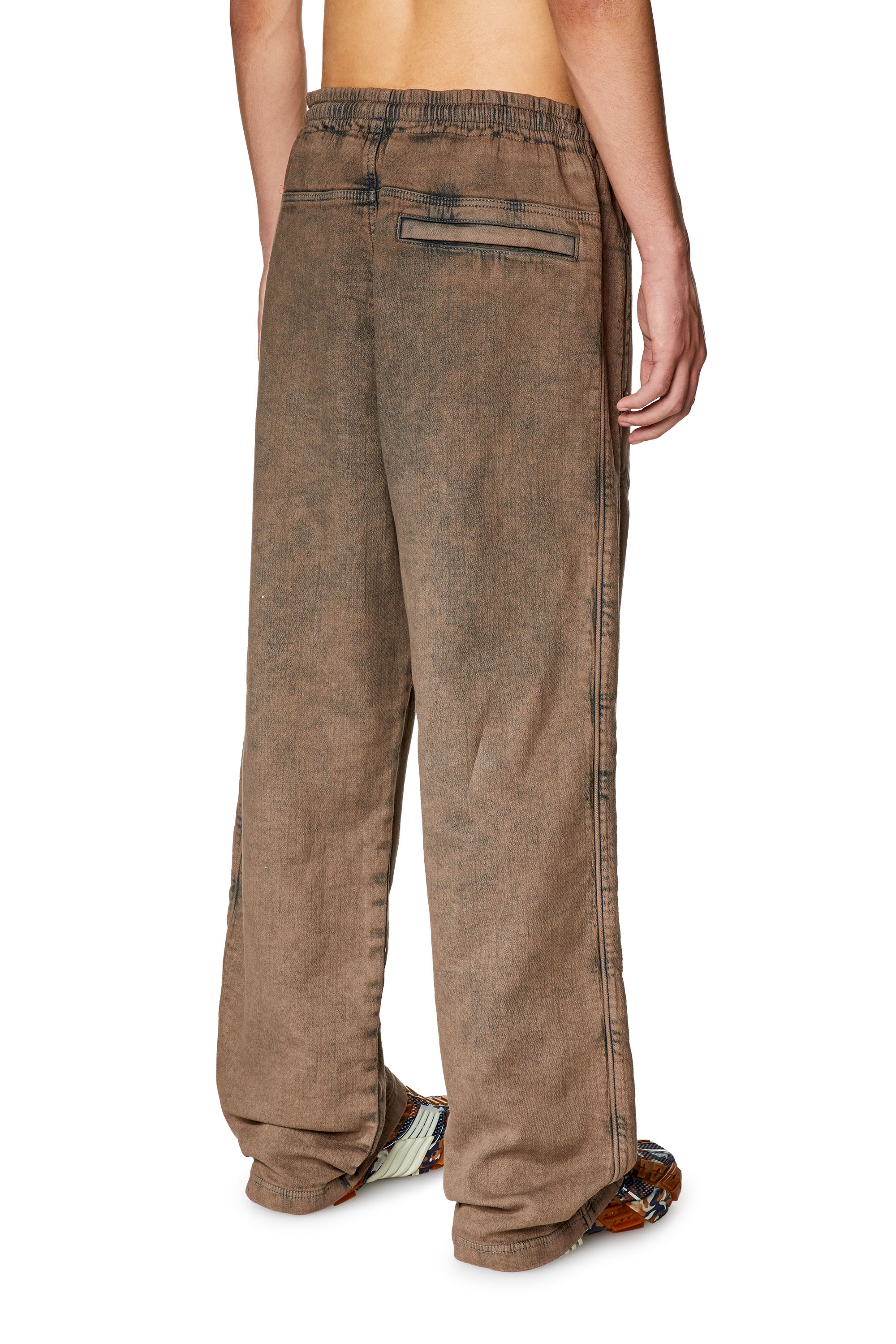 Diesel - Straight D-Martians Track Denim 09H04, Unisex's Straight D-Martians Track Denim in Light Brown - 4
