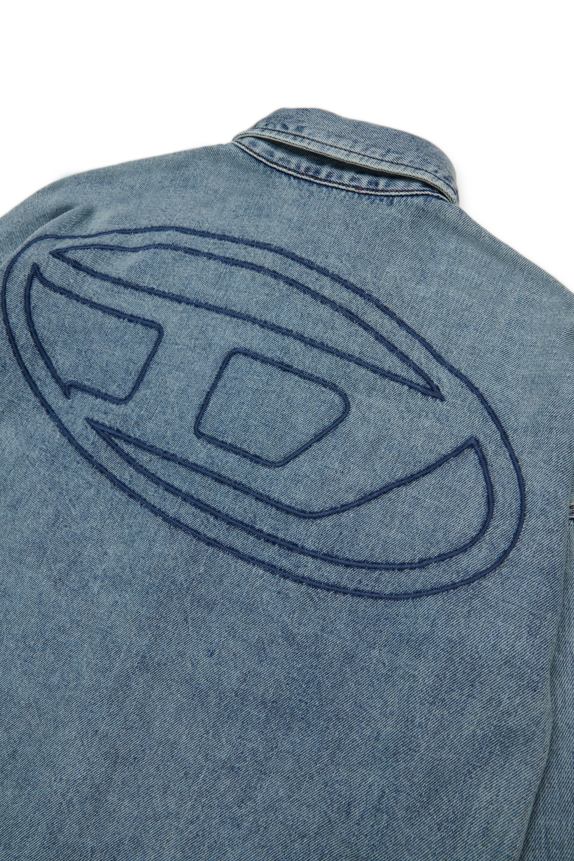 CKAMA, Medium blue