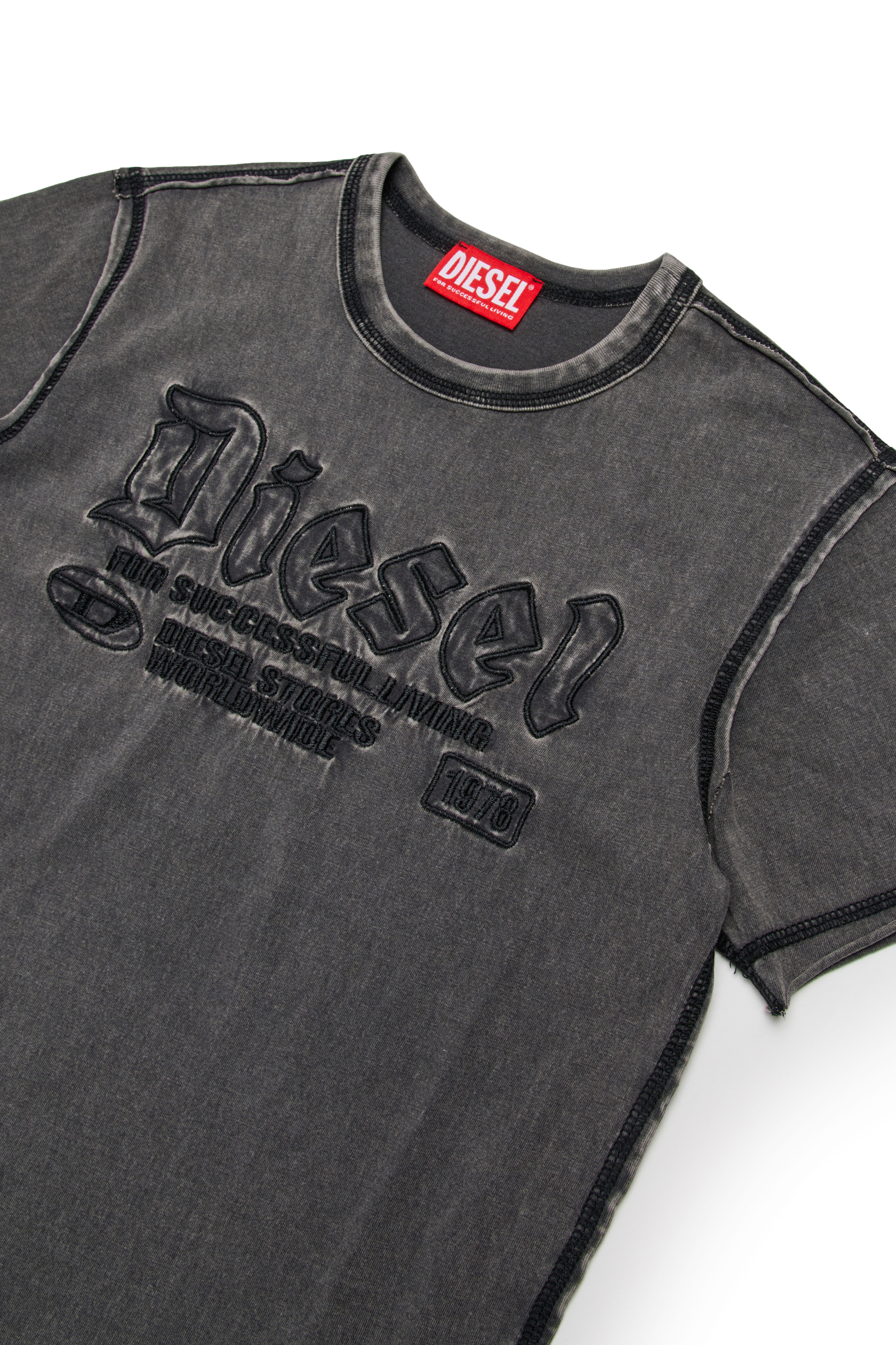 TRAWJUST, Black