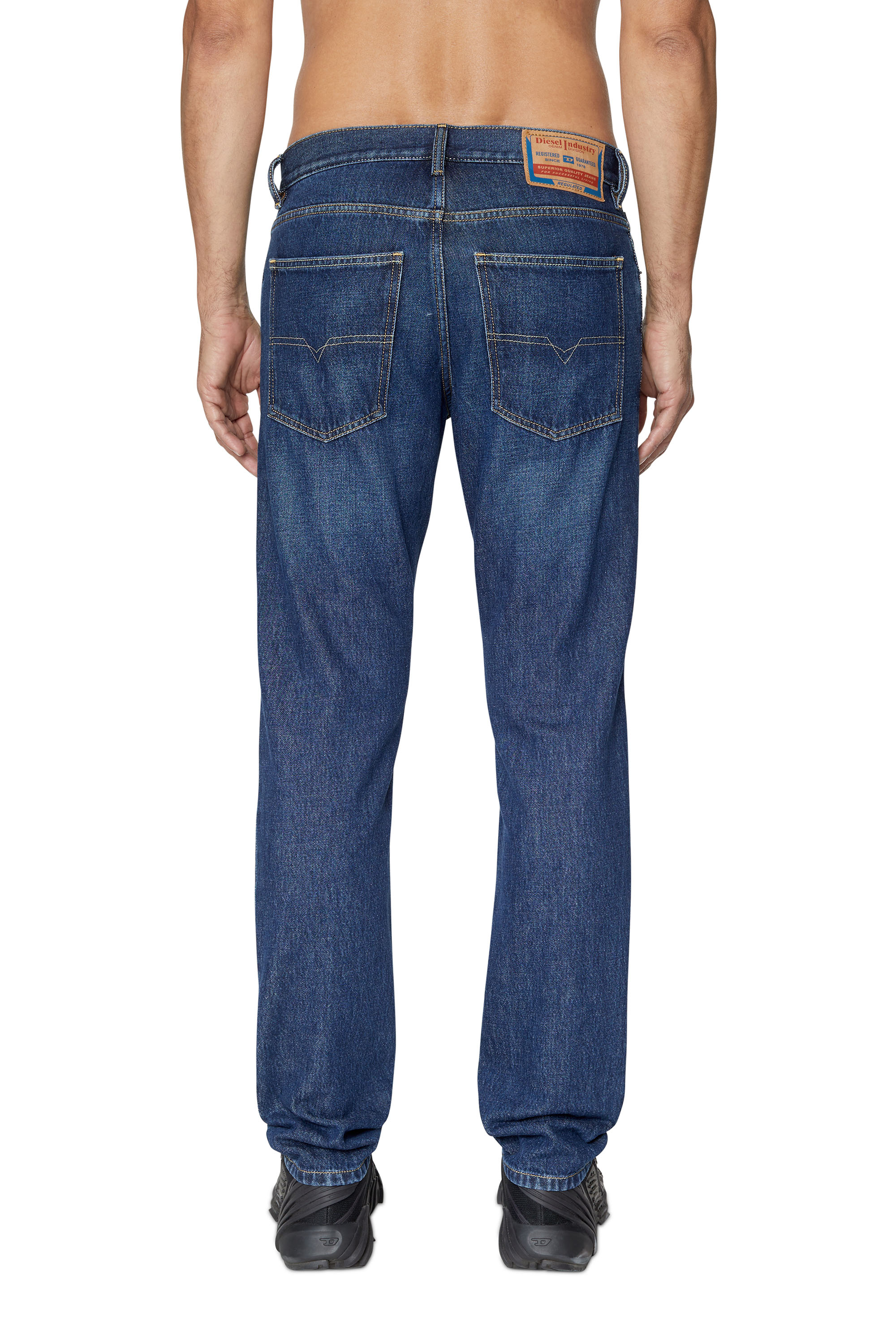 Diesel - Straight Jeans 1995 D-Sark 09C03, Man's Straight Jeans - 1995 D-Sark in Dark Blue - 4