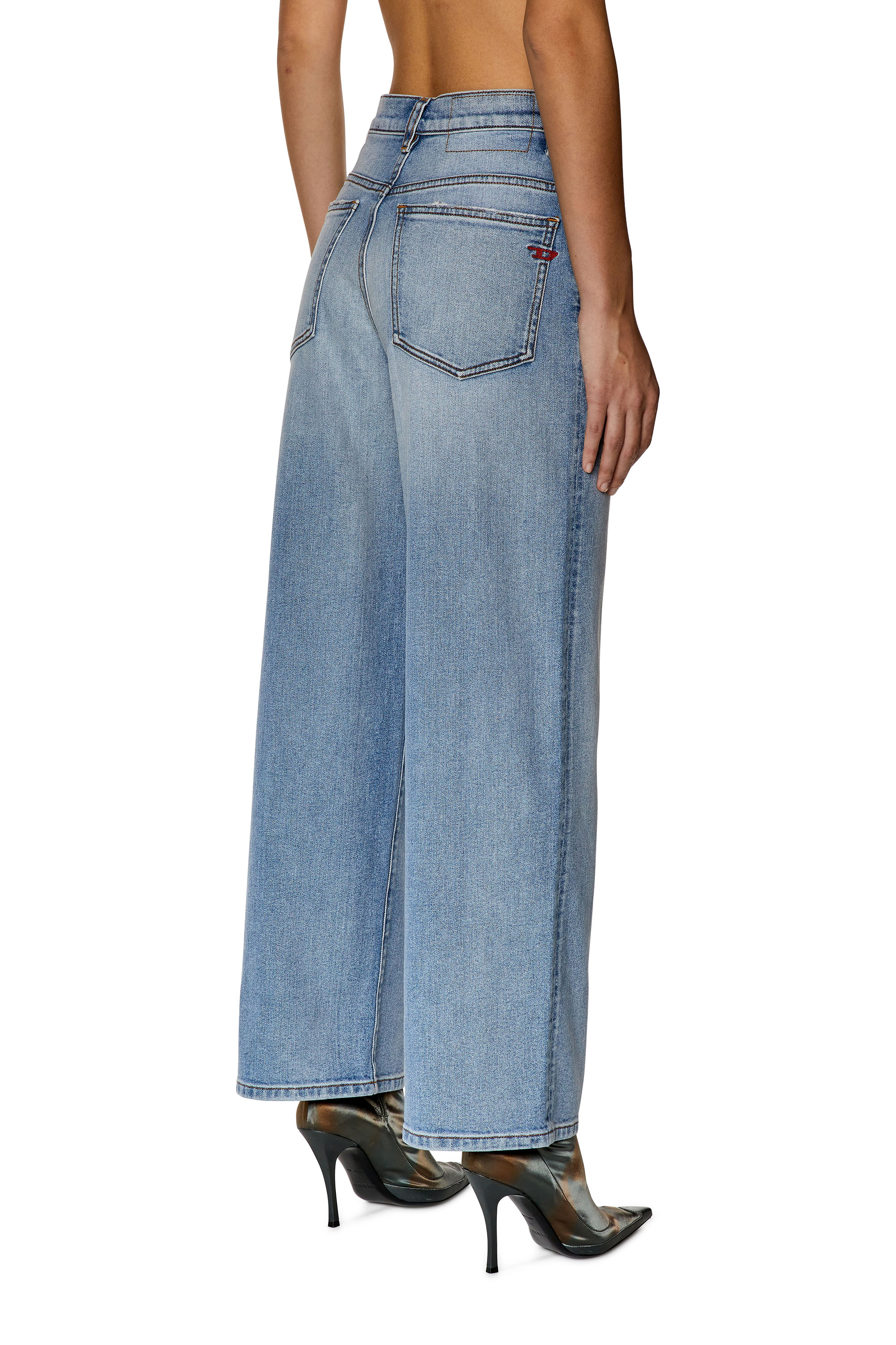 Diesel - Woman's Bootcut and Flare Jeans 2000 Widee 0AJAT, Light Blue - 4