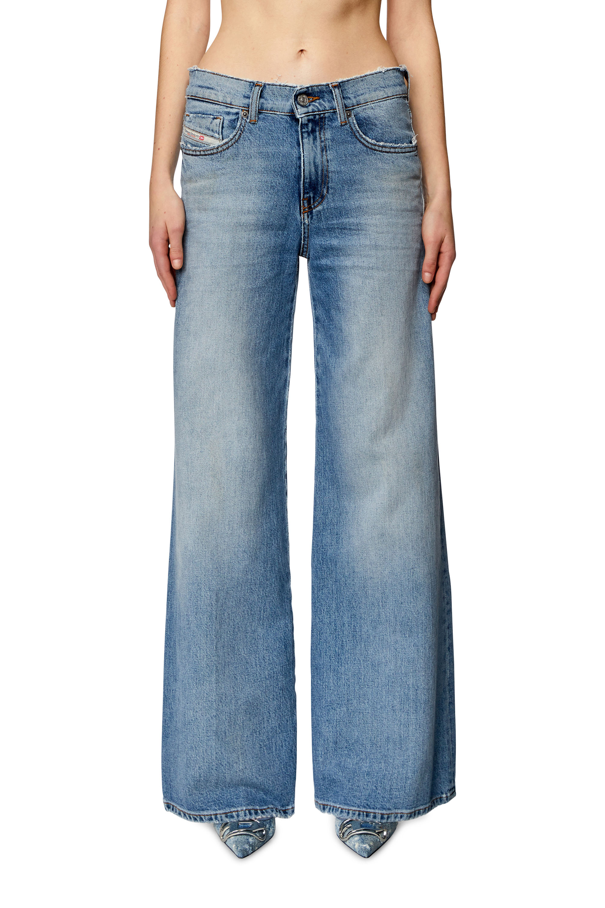 Diesel - Woman's Flare Jeans 1978 D-Akemi 0DQAD, Light Blue - 1