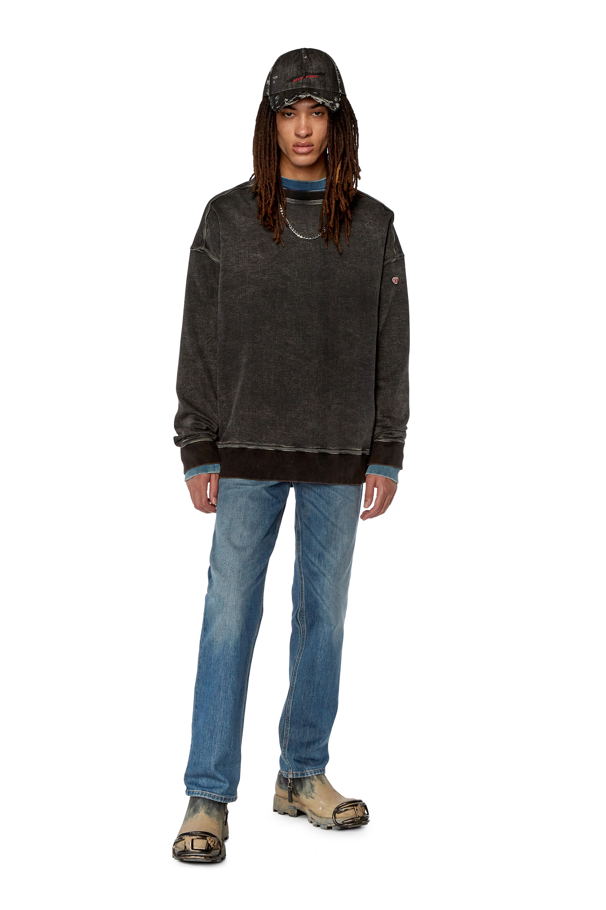 Diesel - Tapered Jeans 2023 D-Finitive 09F88, Man's Tapered Jeans - 2023 D-Finitive in Medium blue - 2