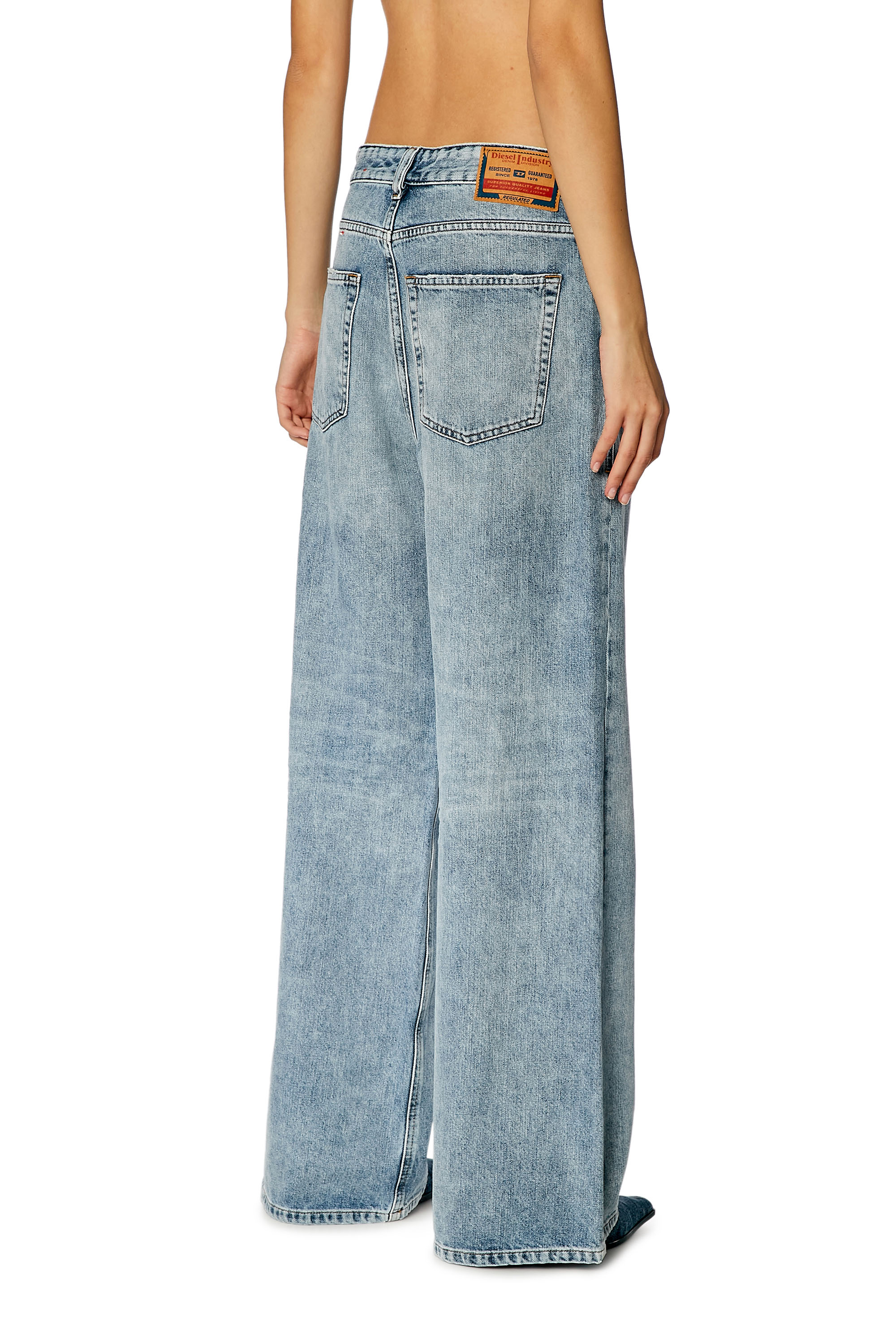 Diesel - Woman's Relaxed Jeans 1996 D-Sire 09H57, Light Blue - 4