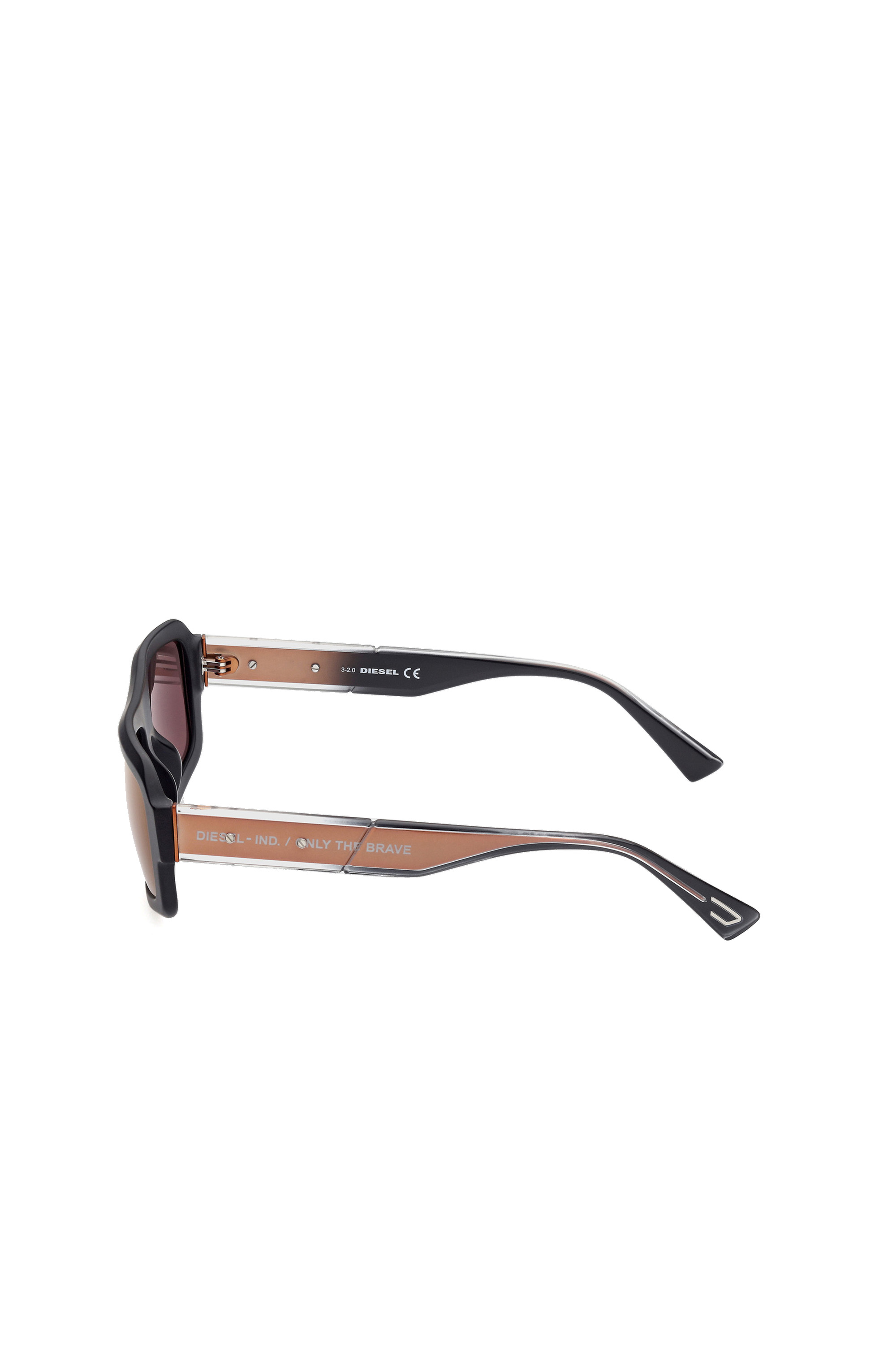Diesel - DL0348, Man's Wrap fitting with bold construction sunglasses in Black/Red - 1
