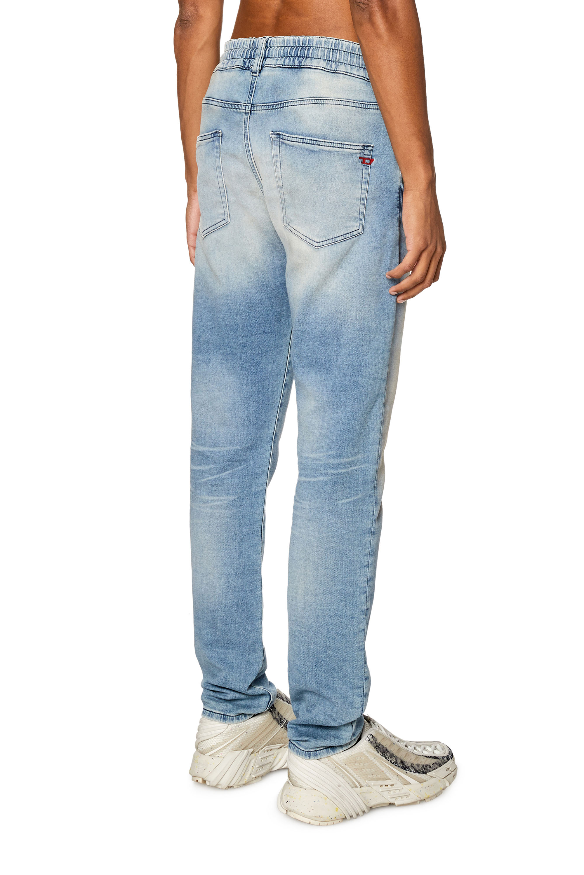 Diesel - Man's Slim 2060 D-Strukt Joggjeans® 068FK, Light Blue - 4