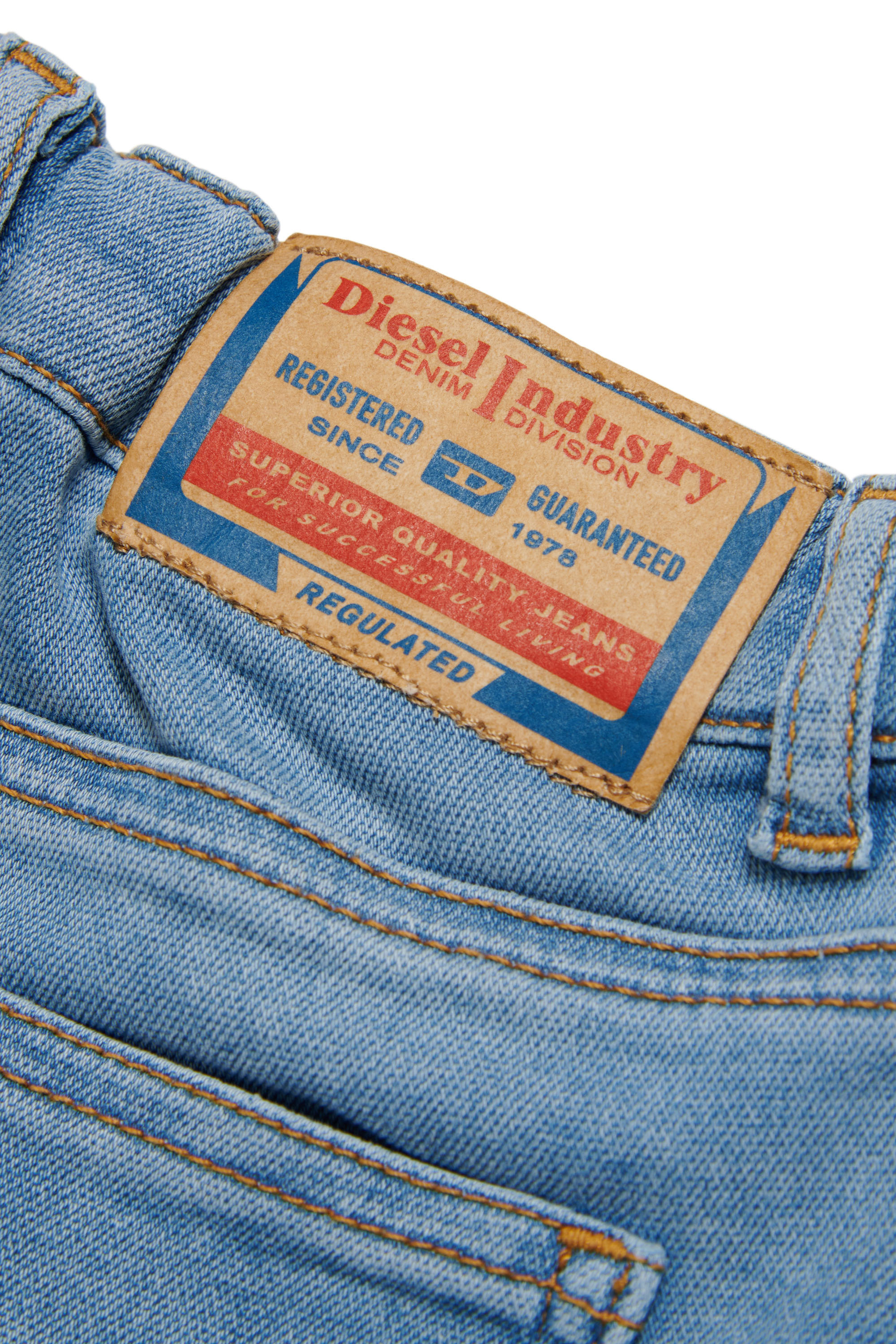 Diesel - PGALLYB JJJ, Unisex's JoggJeans shorts with turn-ups in Light Blue - 3