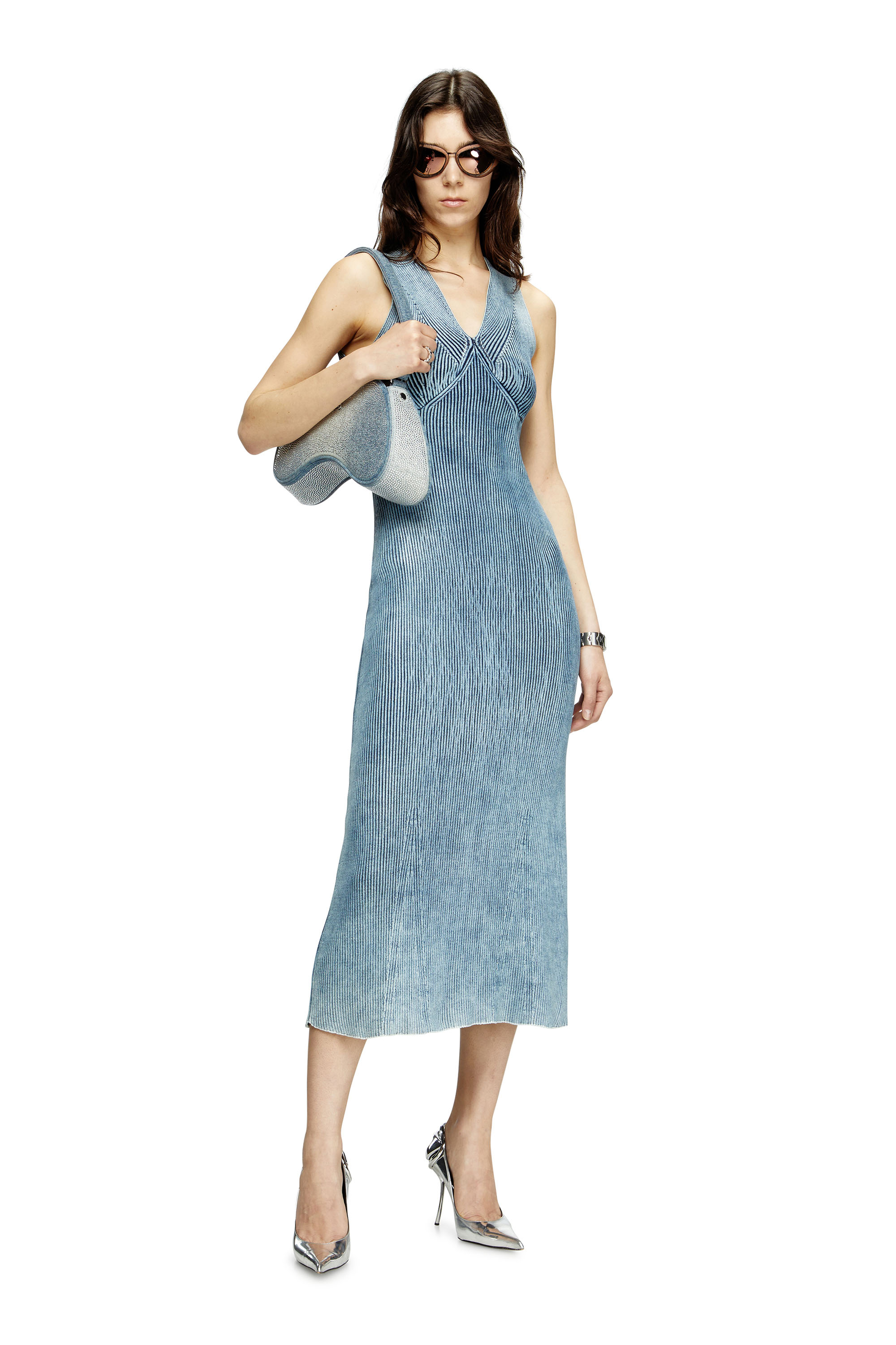 M-MILONG, Light Blue