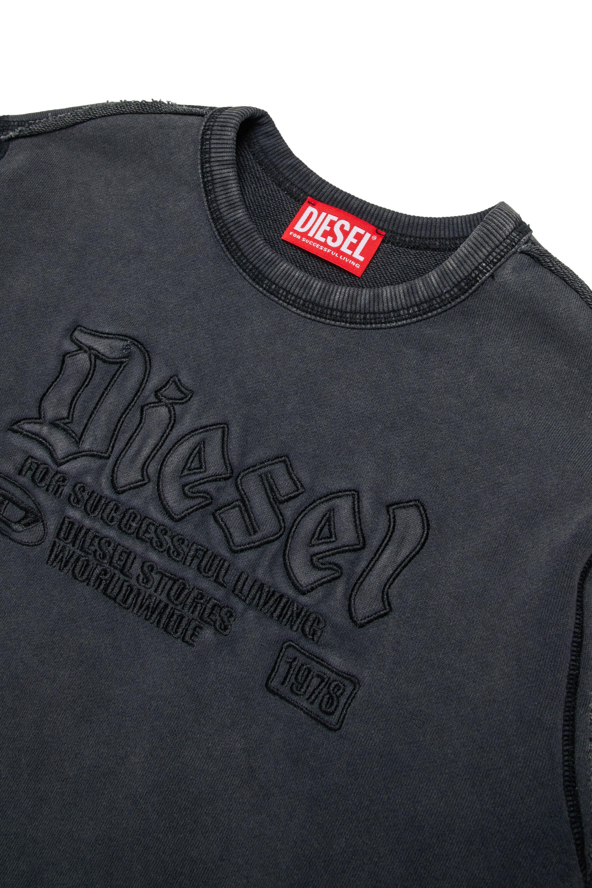 SBOXTRAW OVER, Black