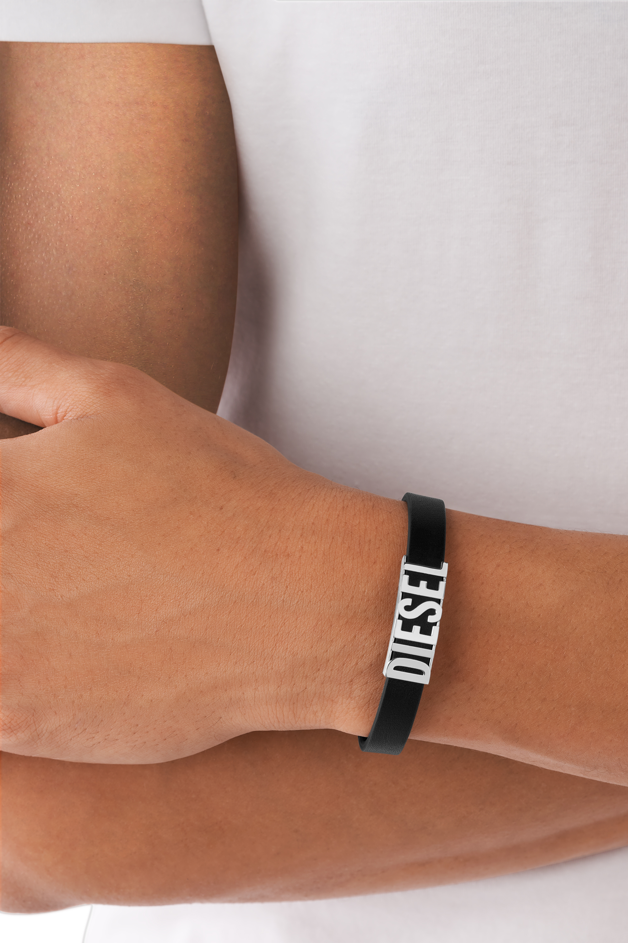 Diesel - DX1346, Man's Black Leather ID bracelet in Black - 3
