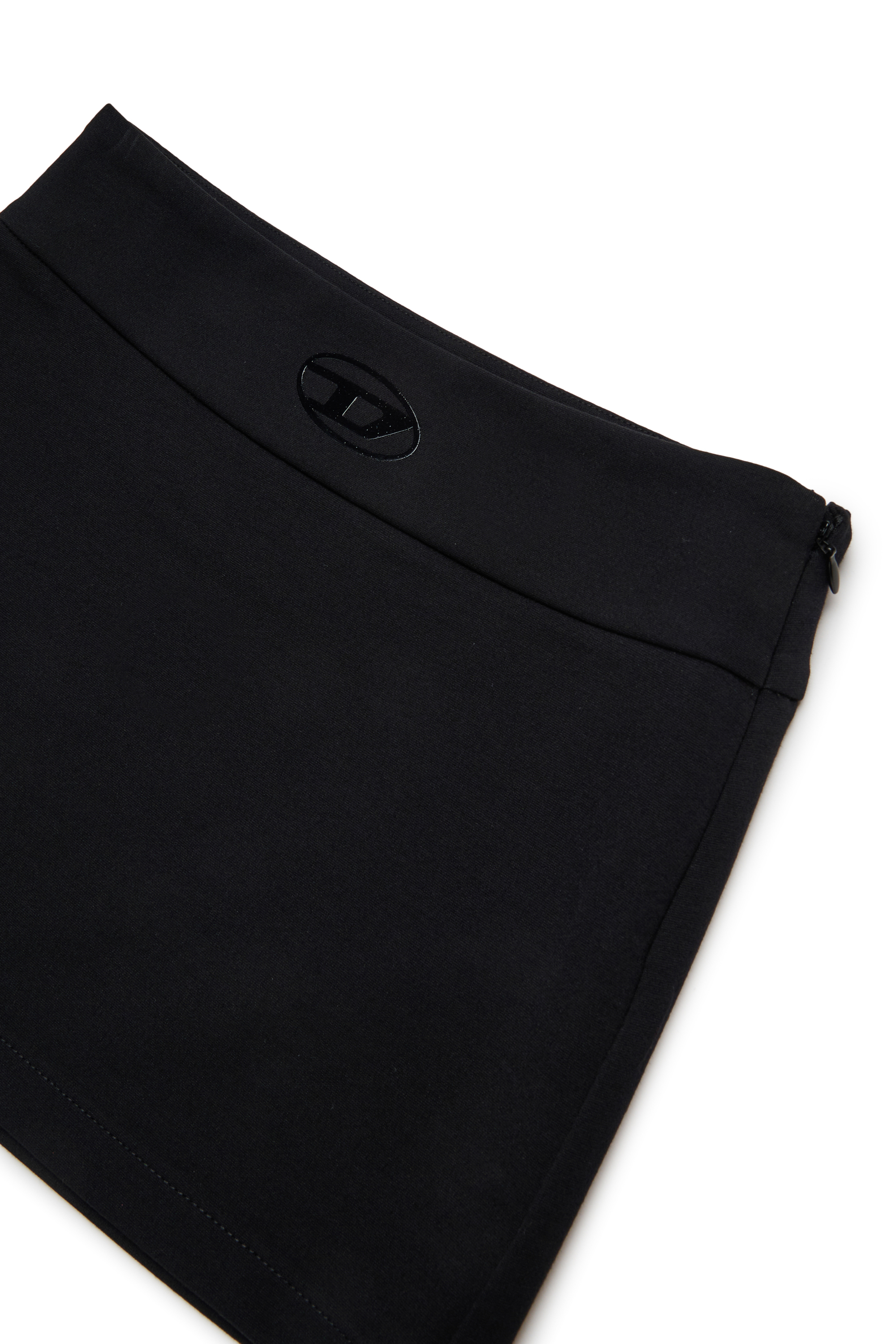 GILEA, Black