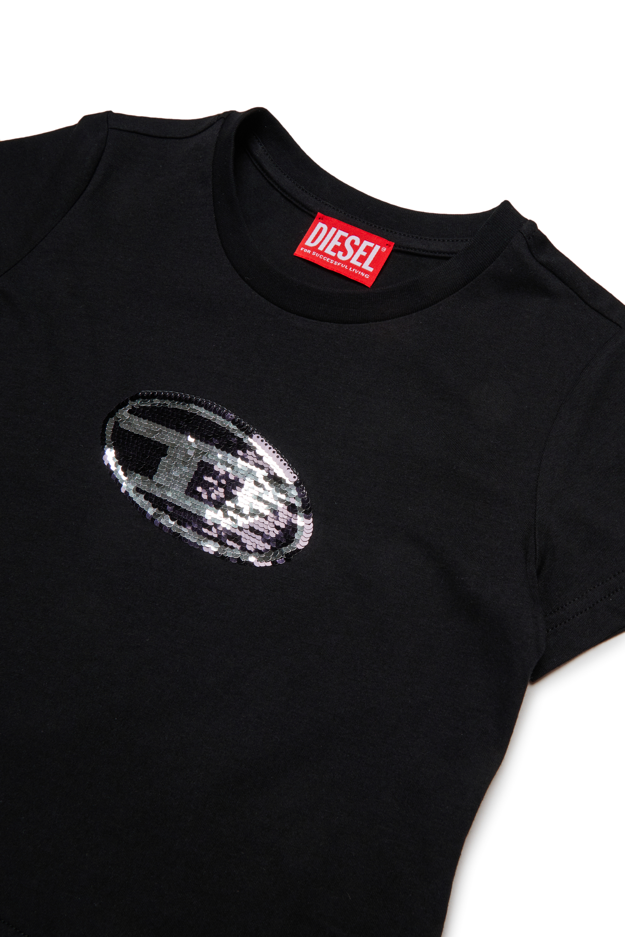TSEQUINSG, Black