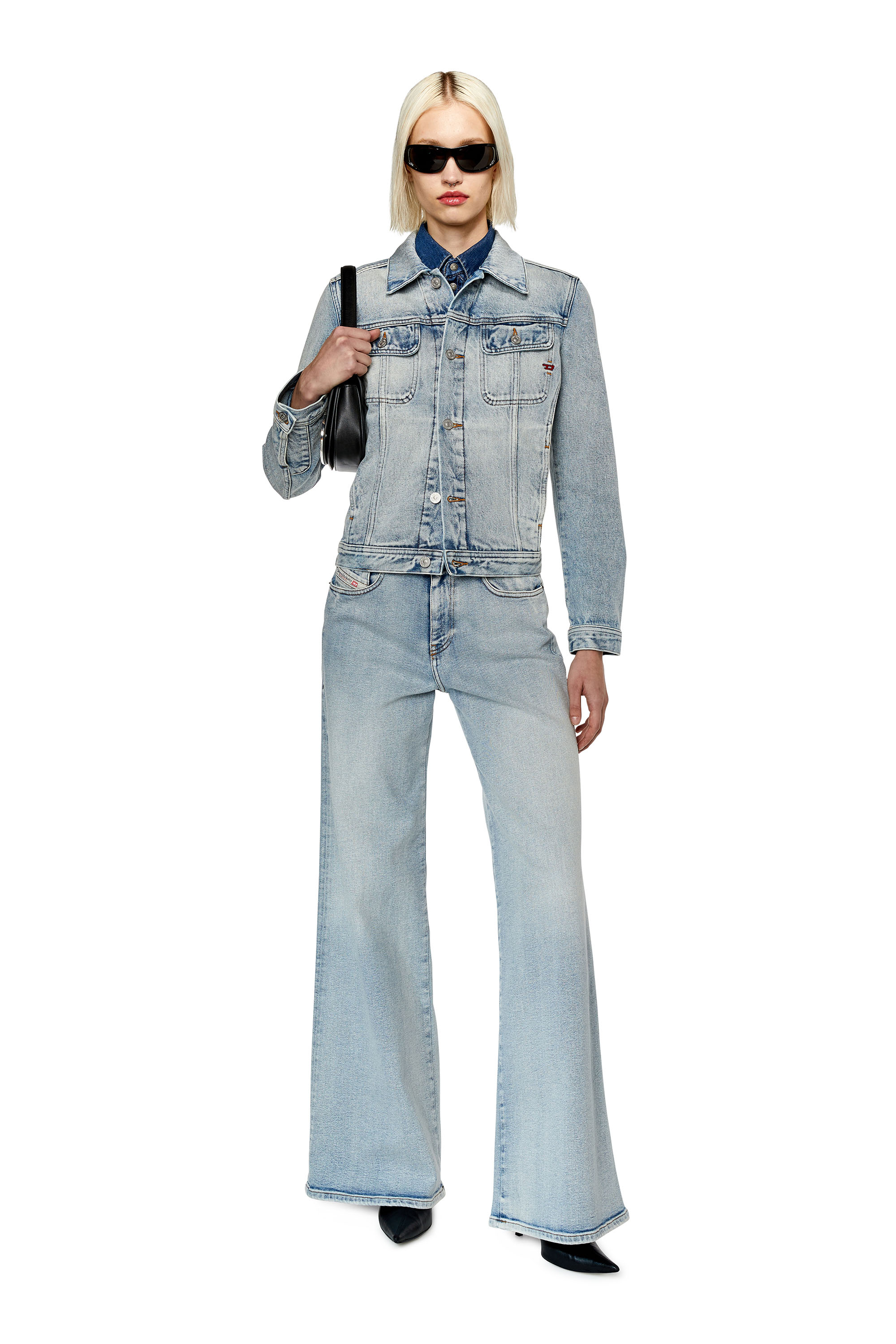 Diesel - DE-BONNY, Woman's Trucker jacket in light blue denim in Light Blue - 2