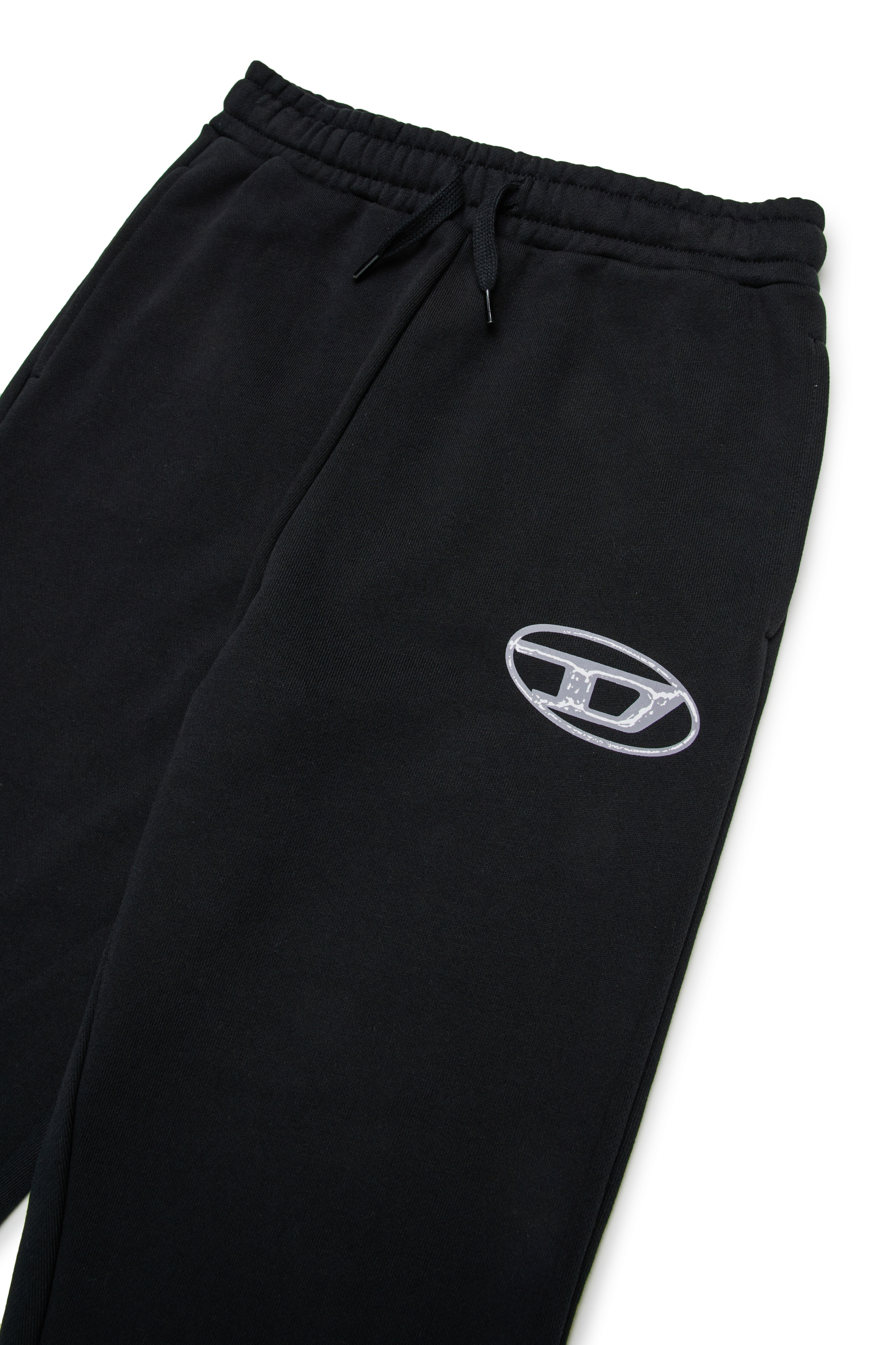 POSTIV, Black