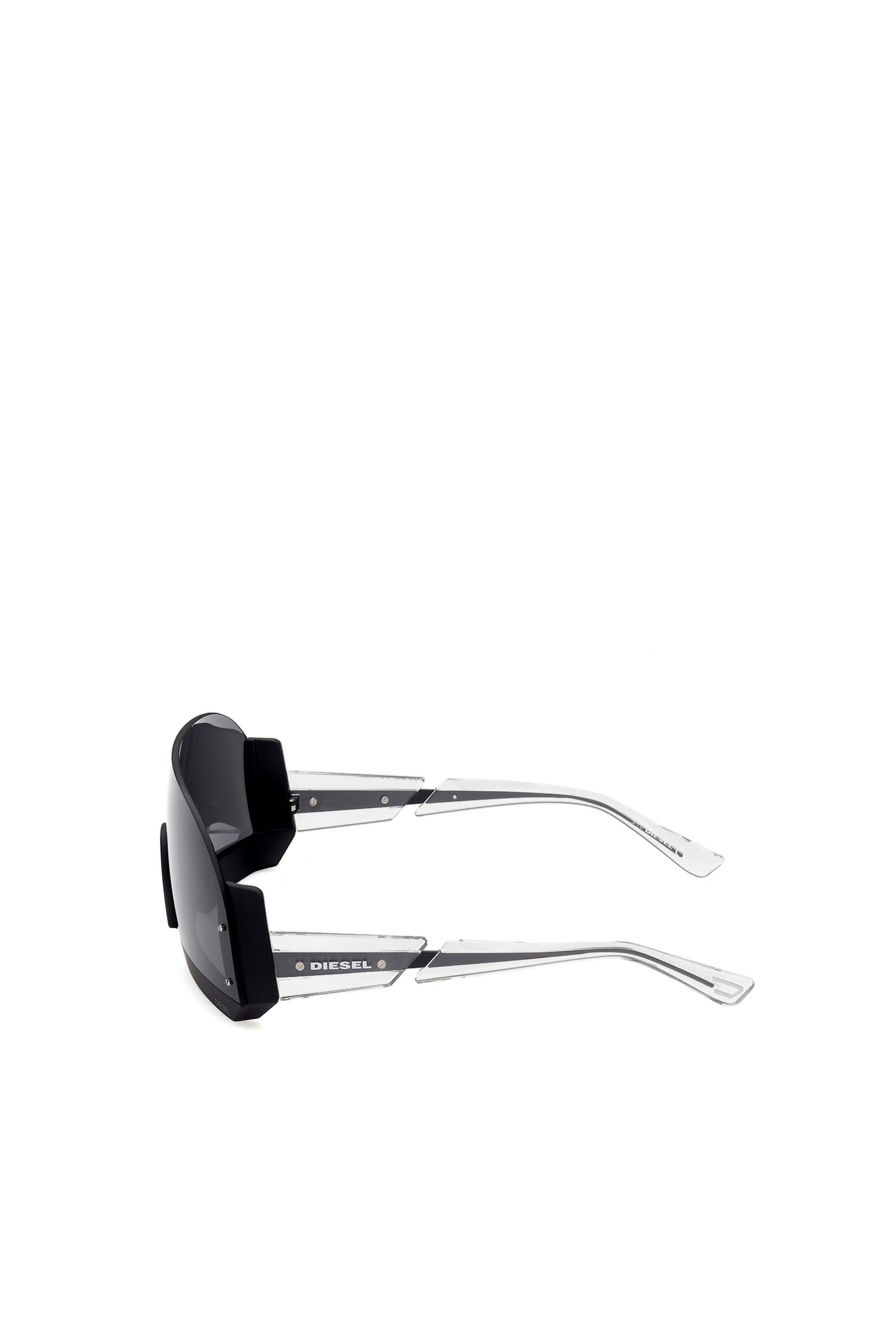 Diesel - DL0336, Man's Shield design with rimless injection-molded construction in Black/White - 1