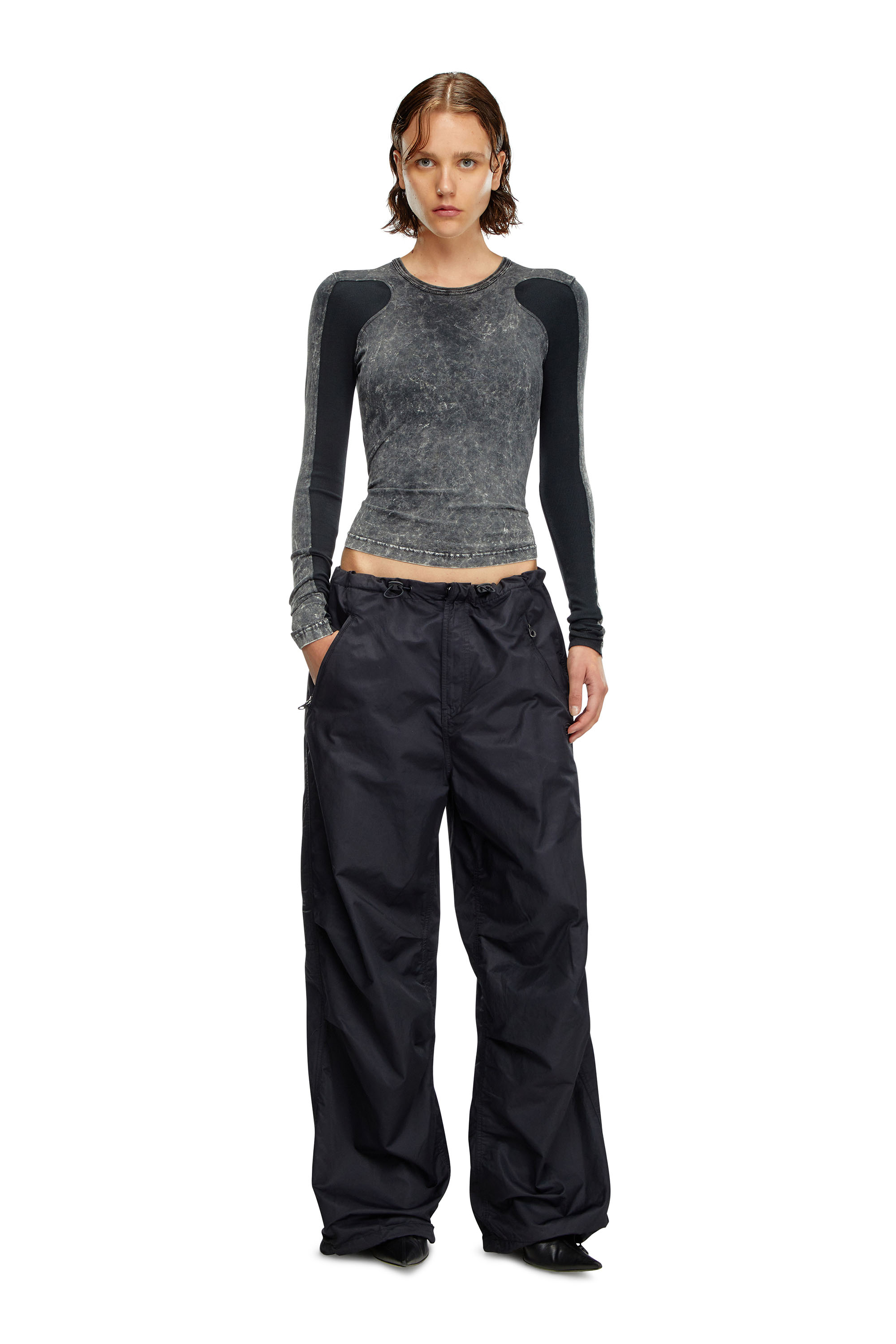 Diesel - P-DIAMANDA, Woman's Ergonomic cargo pants in micro twill in Black - 2