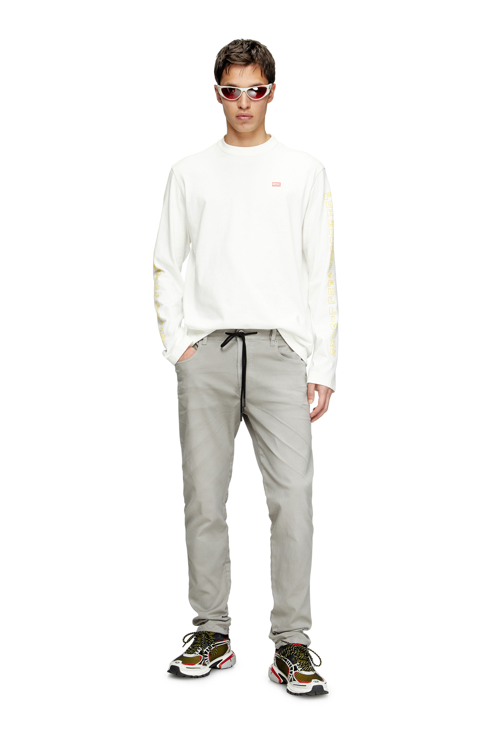 Diesel - Man's Slim 2062 D-Strukt Joggjeans® 0670M, Grey - 2