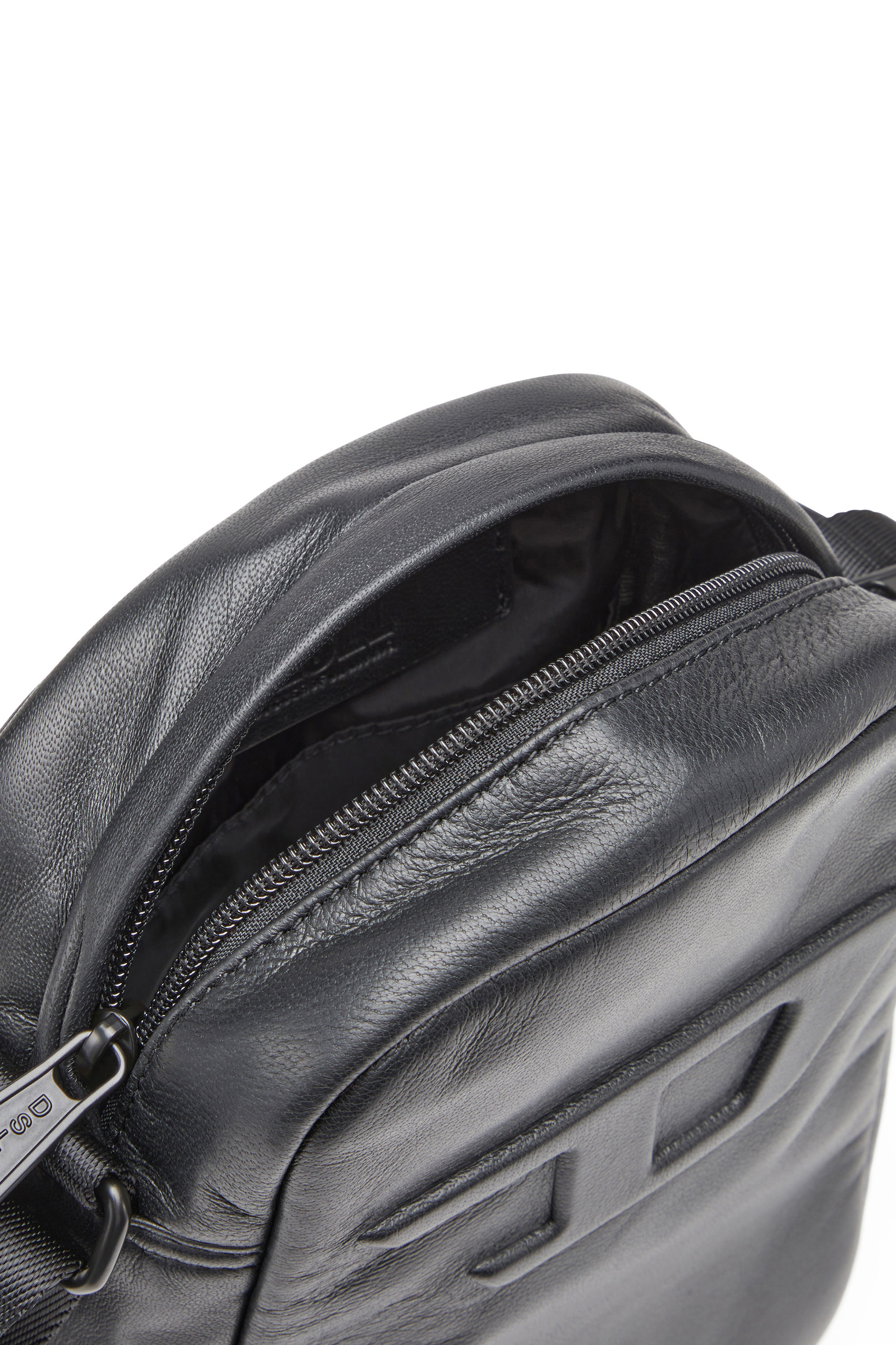 Diesel - RAVE CROSSBODY, Man's Rave Crossbody - Leather crossbody with embossed D logo in Black - 4