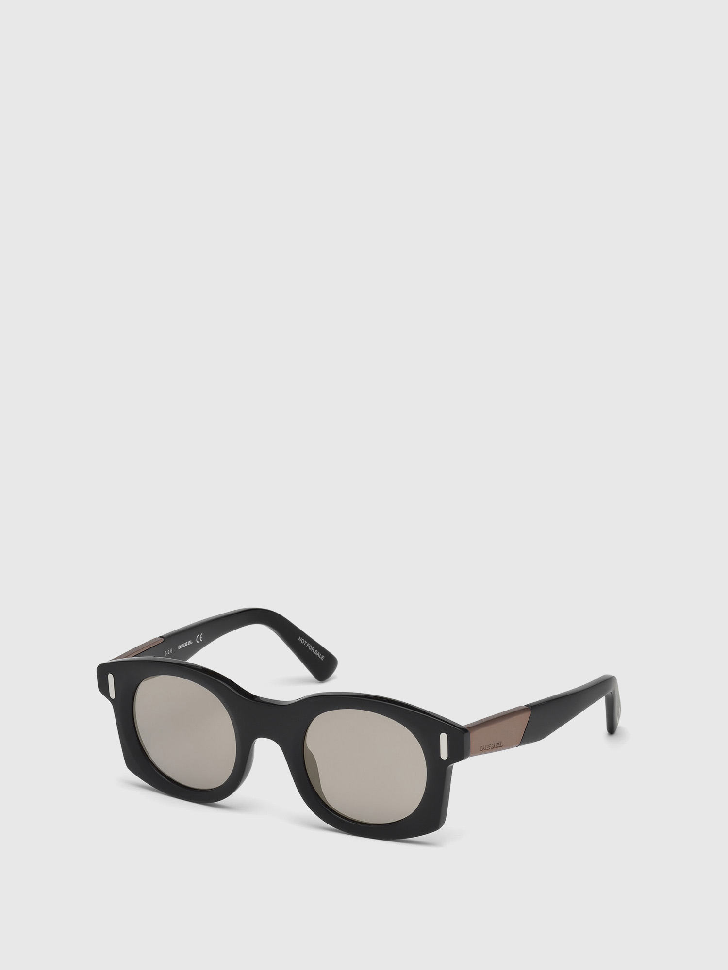 DL0226, Black