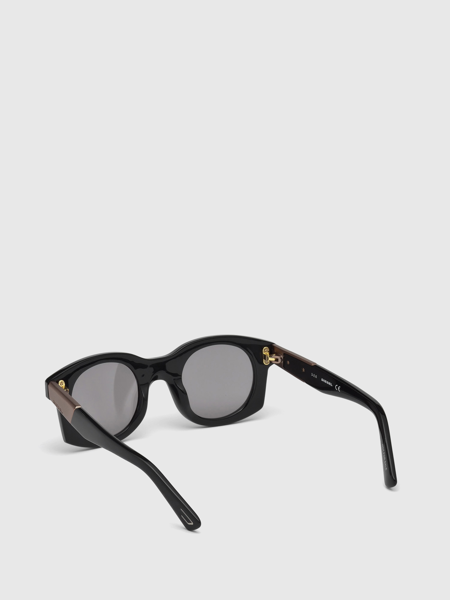 DL0226, Black