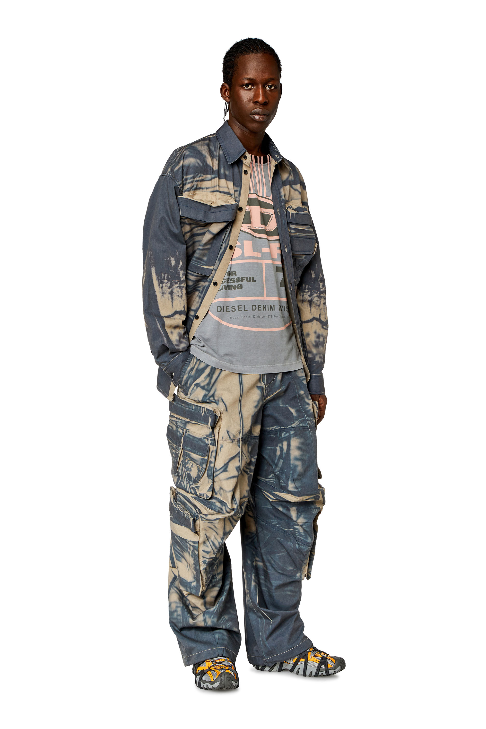 Diesel - P-HUGH, Man's Cargo pants with creased-effect print in Blue/Beige - 2